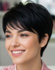 Pixie cut voor zwart haar